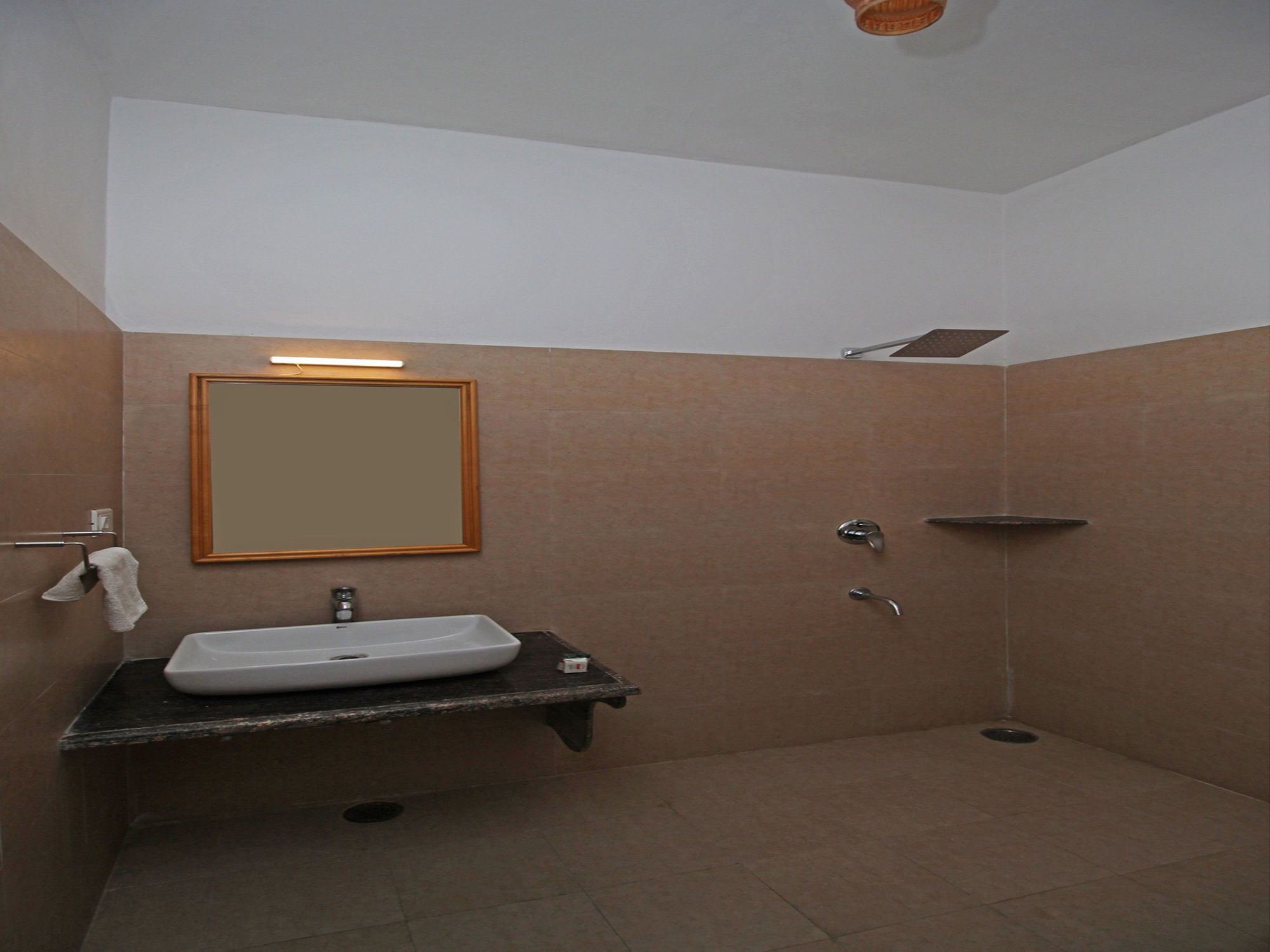 Oyo 9161 Hotel Janak Vilas Udaipur Buitenkant foto